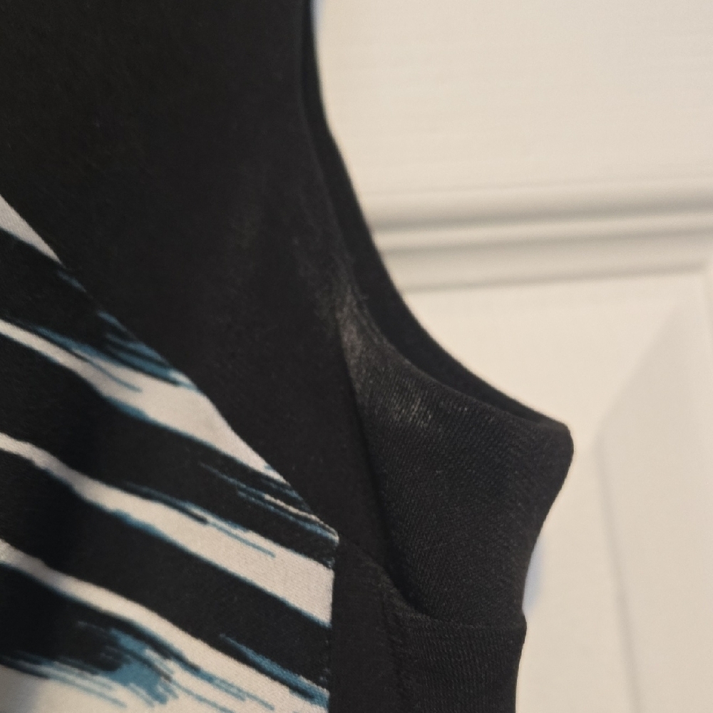 London Times Black and White Geometric Midi Dress - Picture 3 of 5